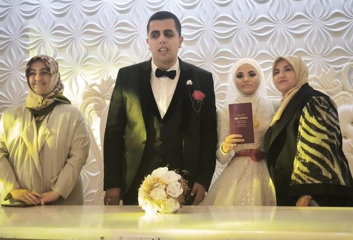 Kütahya'da görme engelli çift hayatlarını birleştirdi