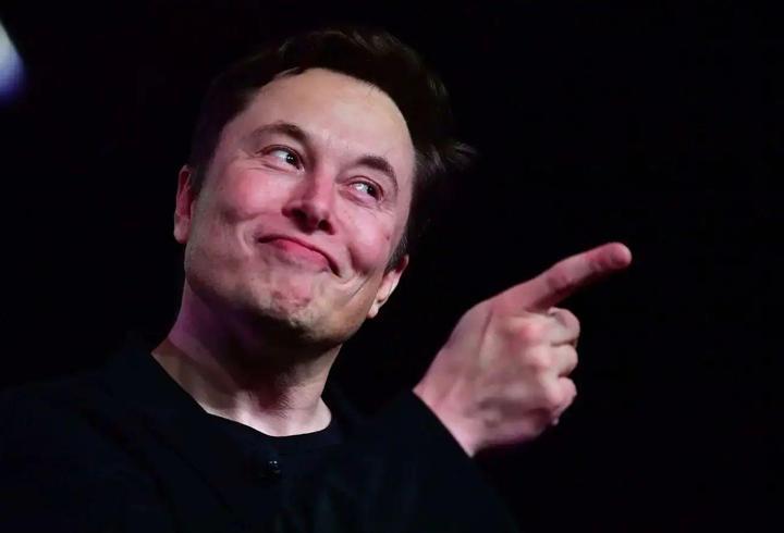Elon Musk, Apple ve OpenAI’la mahkemelik oldu