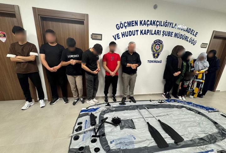 Tekirdağ'da 15 kaçak göçmen ile 2 organizatör yakalandı