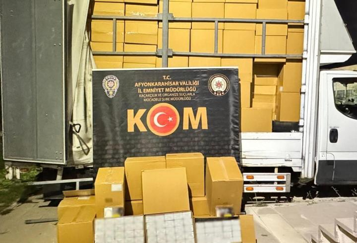 Çay'da kaçakçılık operasyonu