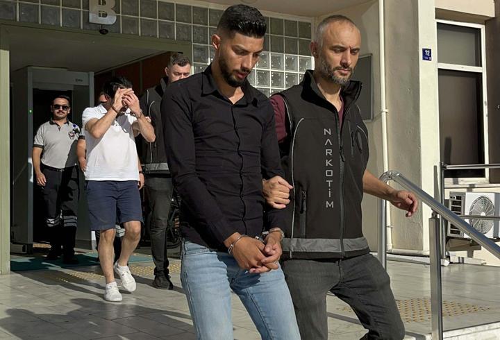 Aydın'da uyuşturucuya 2 tutuklama