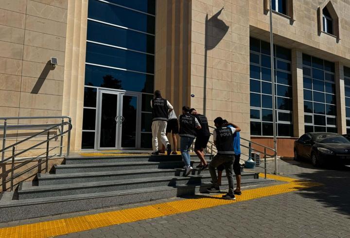 İzmir’deki uyuşturucu operasyonlarında 11 tutuklama