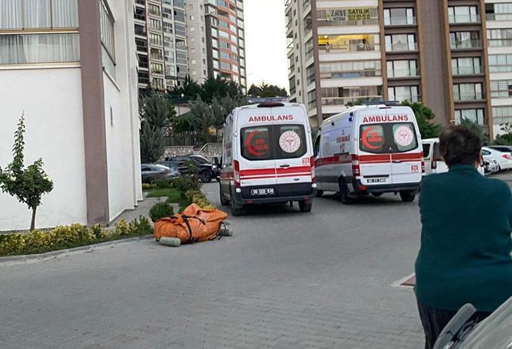 Boşanma aşamasındaki eşini çocuklarının gözü önünde öldürdü