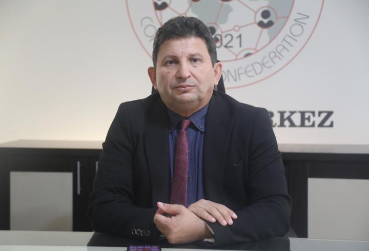 Üniversiteliye 'eğitim seti' tuzağı