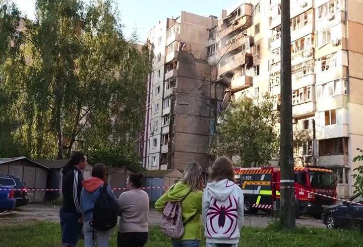 Rusya Kiev'de hükümet binasını vurdu