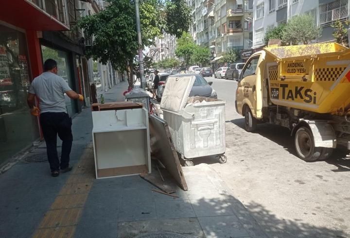 Akdeniz’de çöp taksiler hafta sonu da mesaide