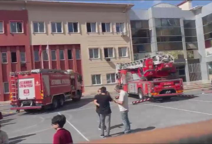 Başakşehir'de okulda yangın paniği