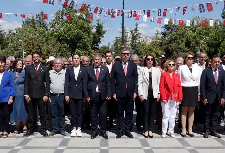 Burdur'da CHP'nin kuruluş yıl dönümü kutlandı