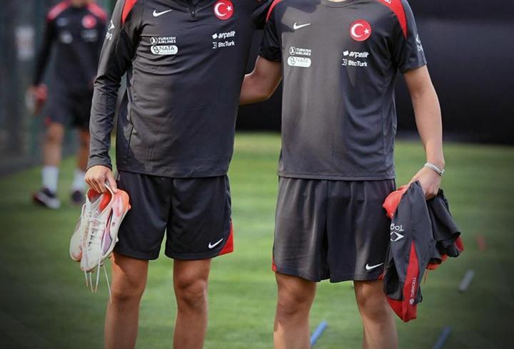 Manisa FK'nın iki milli gururu