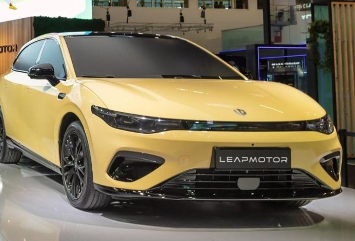 Leapmotor'dan iki yenilik