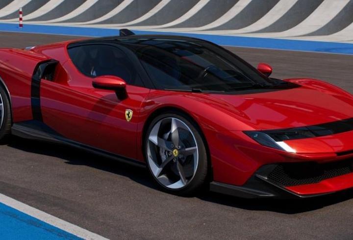 Ferrari Testarossa 1050 beygirle döndü