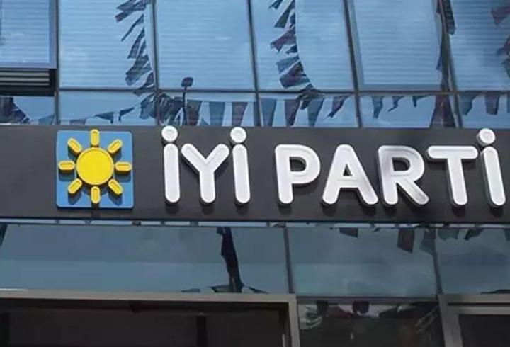 İYİ Parti Sakarya İl Başkanı Uçak ve 6 ilçe başkanı istifa etti
