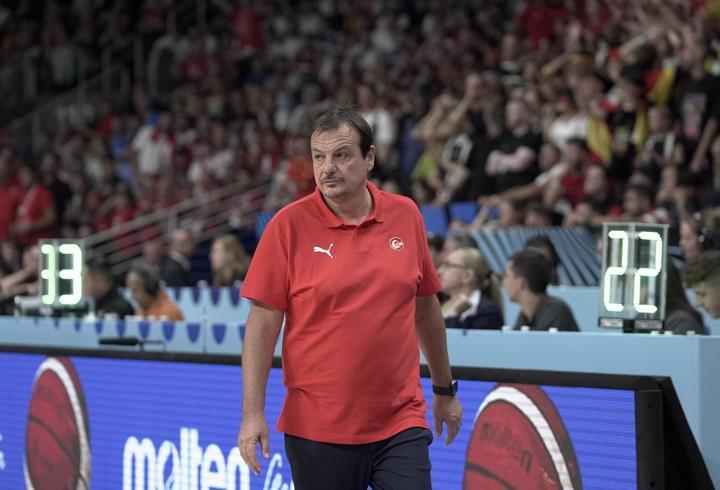 Ergin Ataman, EuroBasket 2025'in '"En Değerli Başantrenörü' seçildi