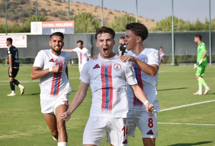 Altınordu santrforsuz gol arıyor