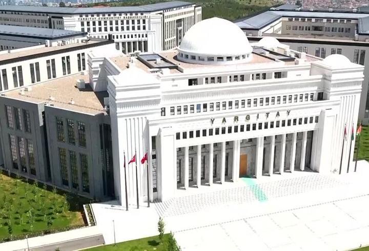 Yargıtay darbeyi öven paylaşımlara cezayı onadı