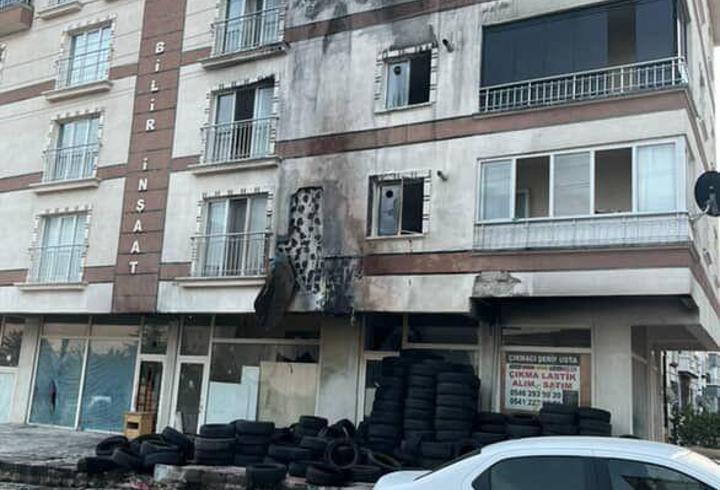 Ankara'da iş yerinin kundaklanması kamerada