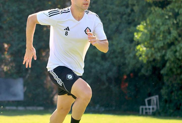 Altay'da Murat Demir sezona kulübede başladı
