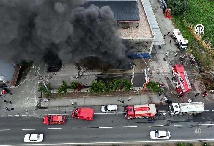 Trabzon'da depo yangını