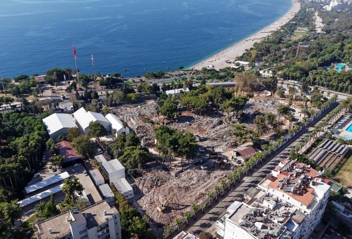 Antalya Müzesi tamamen yıkıldı