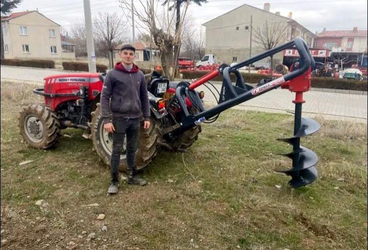 Otomobille çarpışan traktörün sürücüsü öldü