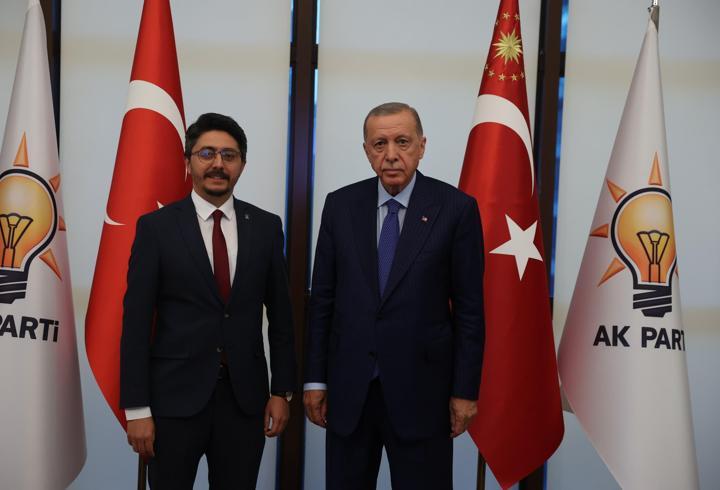 AK Parti Niğde İl Başkanı Özdemir, görevinden ayrıldı