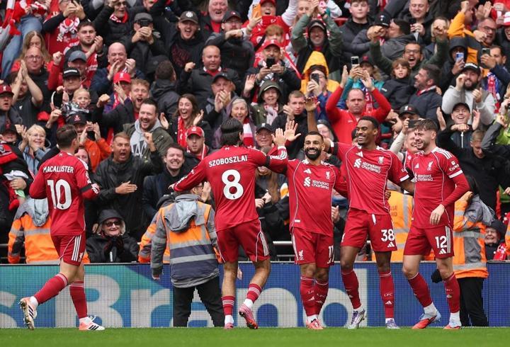 Liverpool, derbide Everton'ı 2-1 mağlup etti