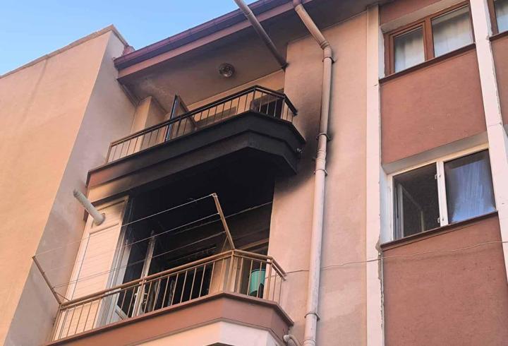 Afyonkarahisar'da daire yangını: 1 ölü