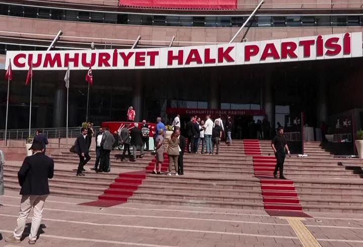 İstanbul'da CHP İl Kongresi bilmecesi