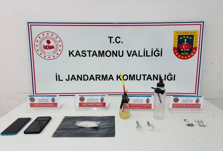 Kastamonu'da uyuşturucu operasyonu: 2 gözaltı