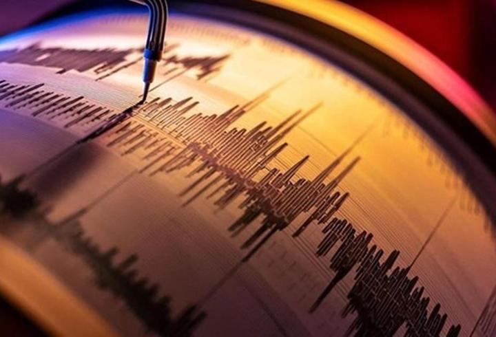 Balıkesir'de 4.5 büyüklüğünde korkutan deprem