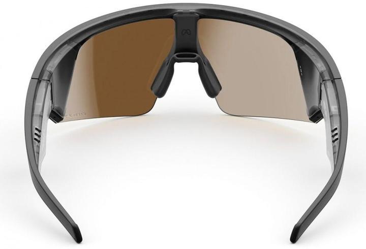 Oakley Meta Vanguard akıllı gözlük tanıtıldı