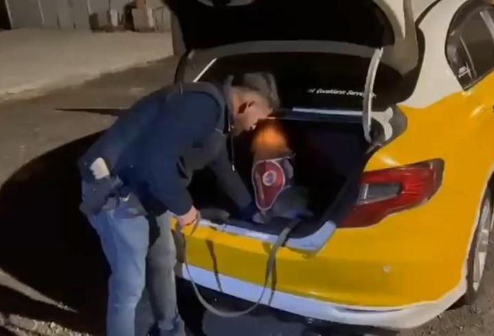 Tunceli’de taksideki uyuşturucuyu ‘Ayar’ buldu; 2 tutuklama