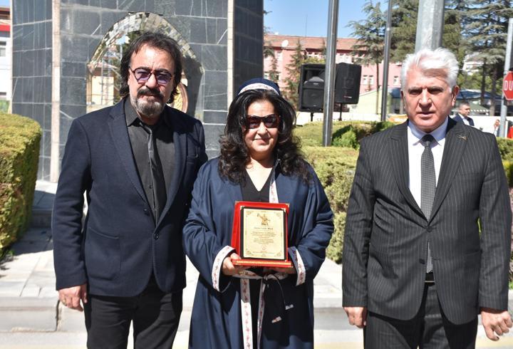 Niğde’de kadın esnaf 'Yılın Ahisi' seçildi