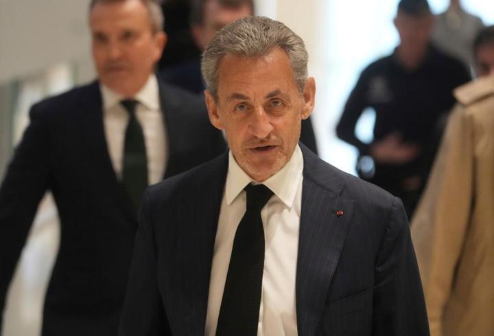 Fransa’da Sarkozy'nin yolsuzlukla yargılandığı davada karar bugün açıklanacak