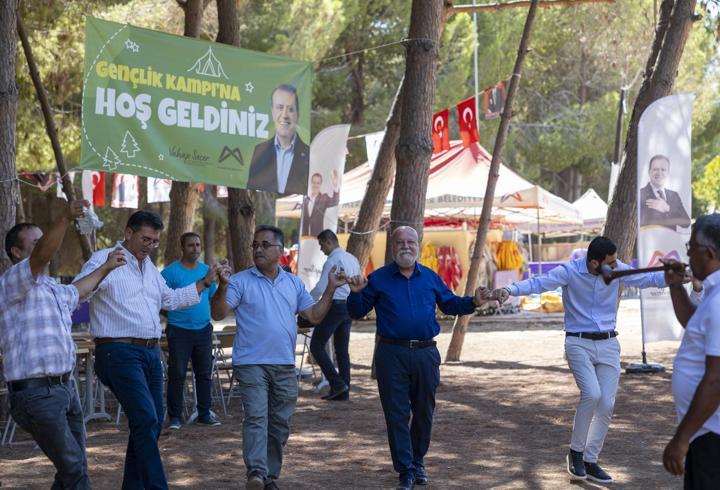 Toroslar’da muhtarlar bir araya geldi
