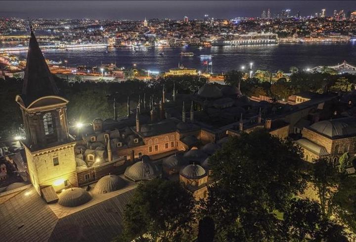 Topkapı Sarayı'nda gece turları sona eriyor