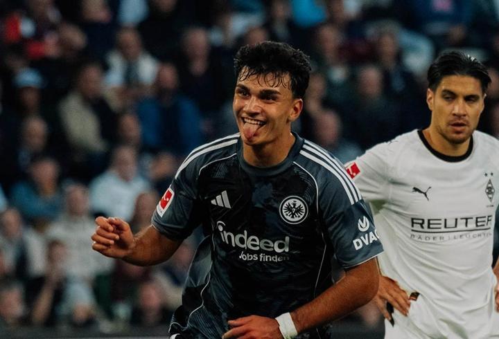 ÖZET | 10 gollü maçta kazanan E. Frankfurt! Can Uzun yine sahnede...