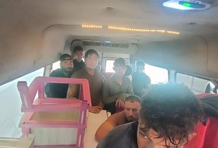 Hatay'da 12 kaçak göçmen yakalandı