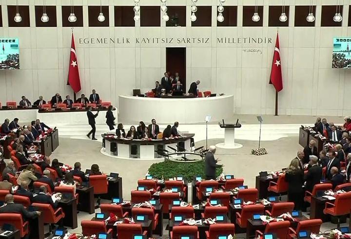 Meclis gündeminde hangi yasalar var?