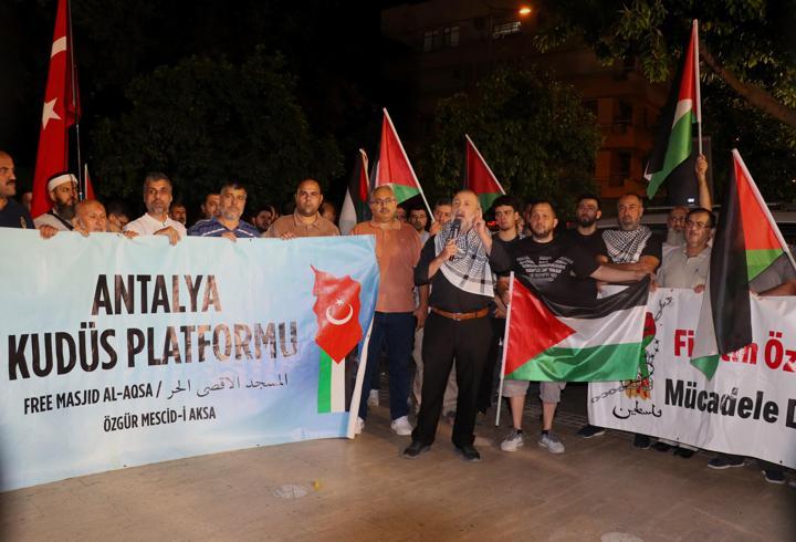 Antalya'da Küresel Sumud Filosu'na destek