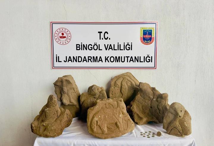 Bingöl’de 30 parça tarihi eser ele geçirildi