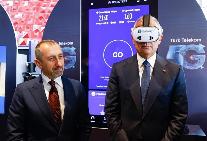 5G TEKNOLOJİSİ İLK KEZ AKM’DE SANATLA BULUŞUYOR