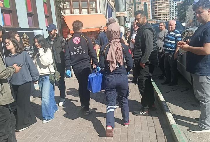 Dövmecilerin 'müşteri' kavgası; 4 yaralı