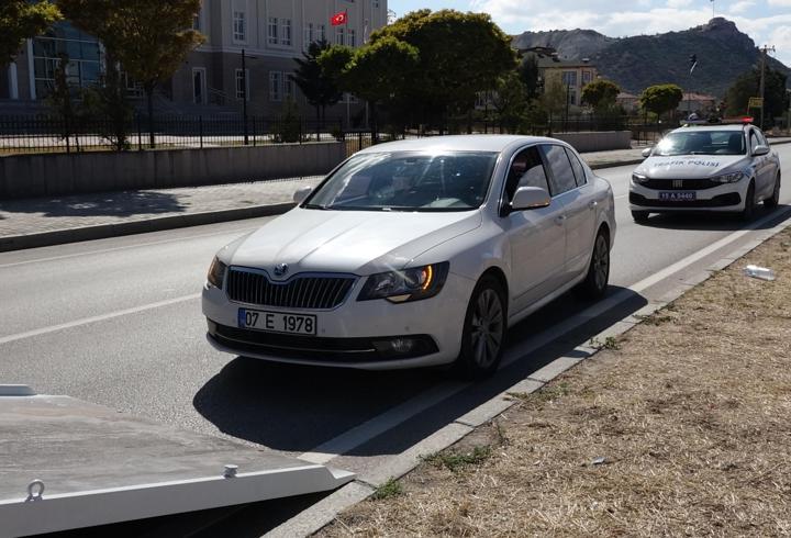 Otomobilde fenalaşıp hayatını kaybetti