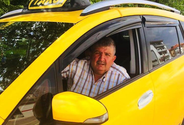 Yürürken aracın çarptığı taksici öldü