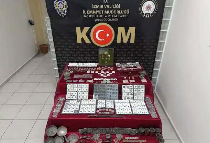 İzmir'de tarihi eser operasyonu