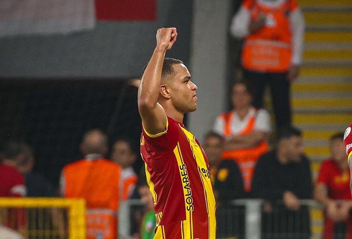Göztepe'nin golcüsü Juan sonradan açıldı