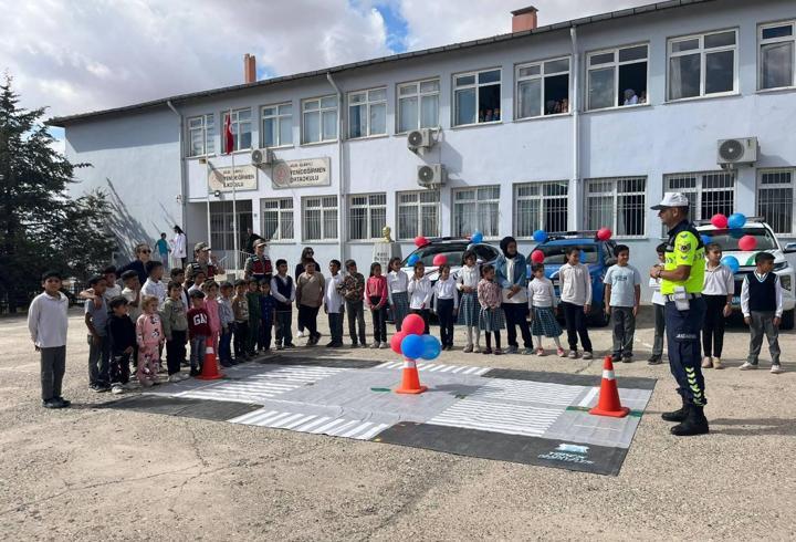 Kilis’te, öğrencilere trafik eğitimi 