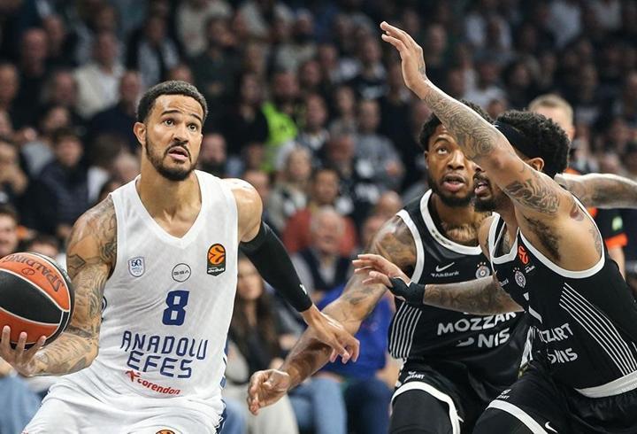 Anadolu Efes, Partizan deplasmanında mağlup