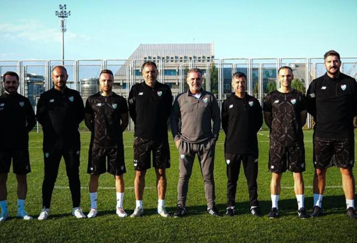 Bursaspor, Tahsin Tam’ın ekibini duyurdu